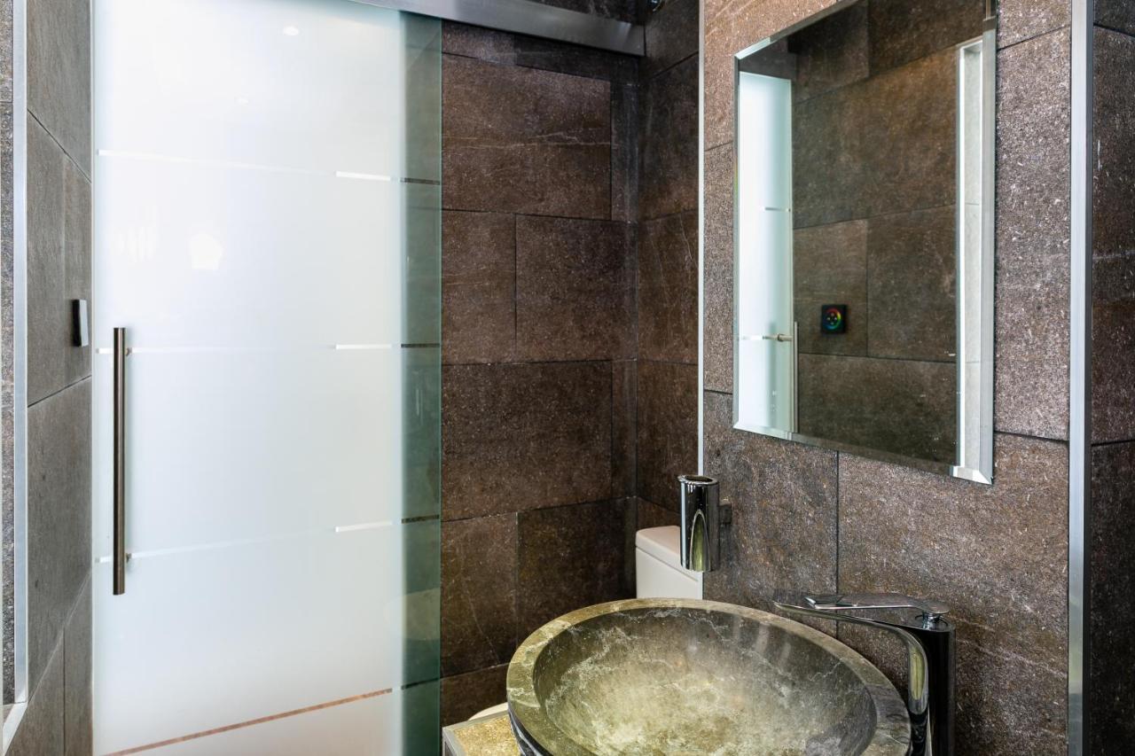 Weforyou 2 Bedrooms Penthouse At Malaga Center Málaga Exterior foto